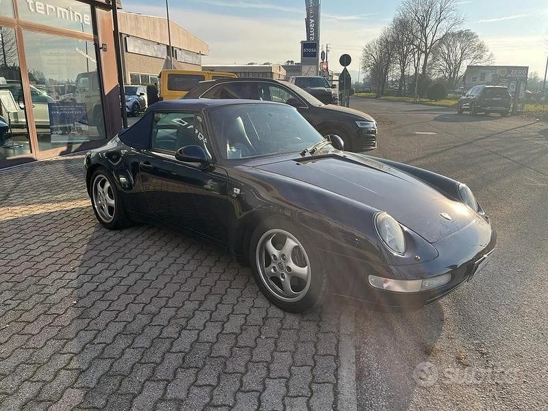 Usata Porsche 911 Carrera Cabriolet 272 CV (200 kW) 1995 Blu Cabrio