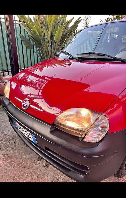 Usata Fiat 600 Anniversary 54 CV (39 kW) 2009 Rosso Utilitaria