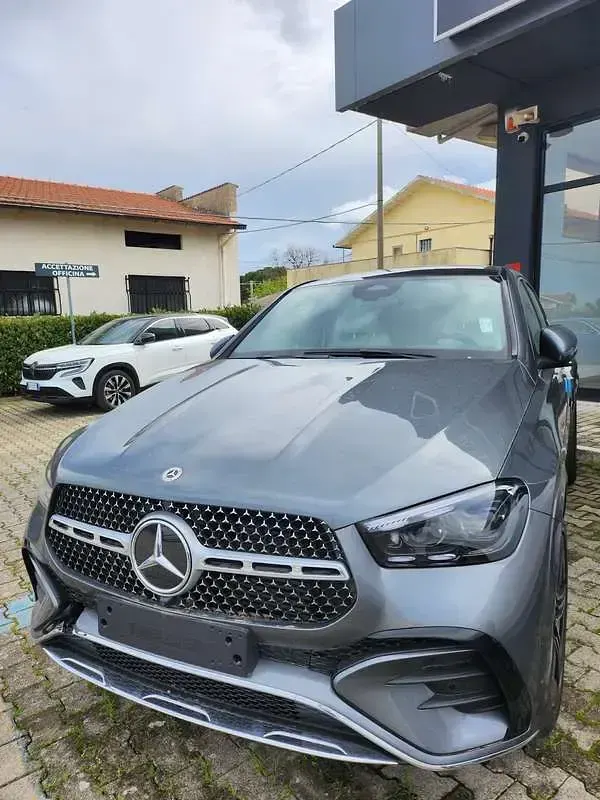 Usata Mercedes GLE300 Premium Plus 269 CV (197 kW) 2024 Grigio SUV