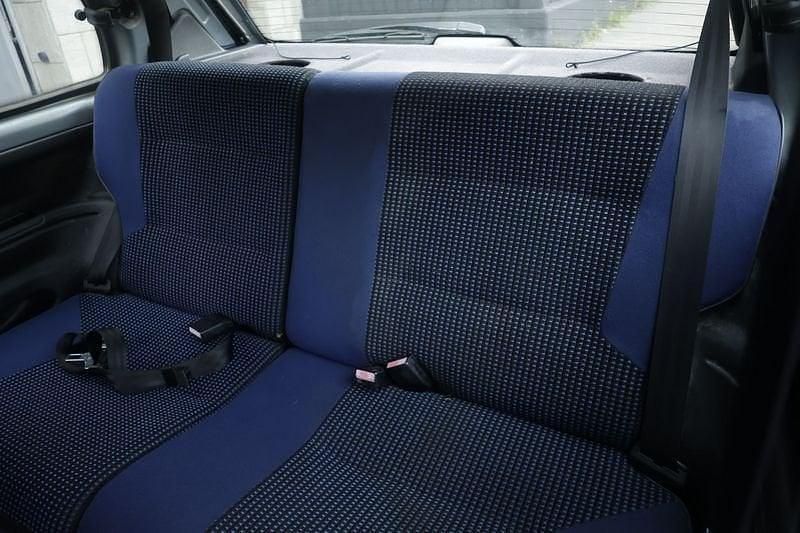 Usata Peugeot 106 57 CV (41 kW) 2002 Azzurro Utilitaria