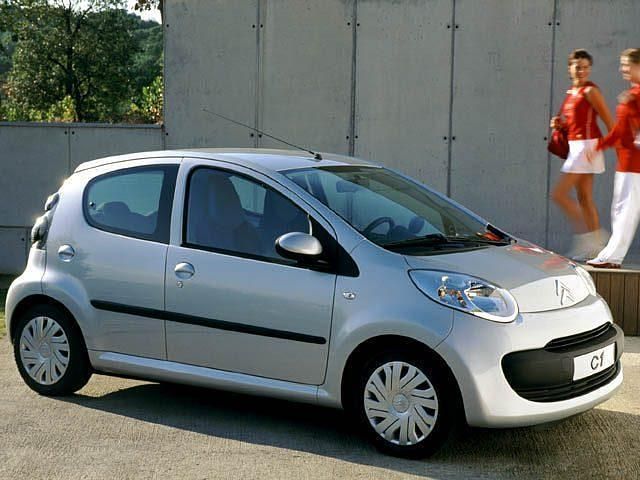 Rosso Usata 2007 Citroën C1 Utilitaria | 3900 € (Cara) - Immagine 1/1