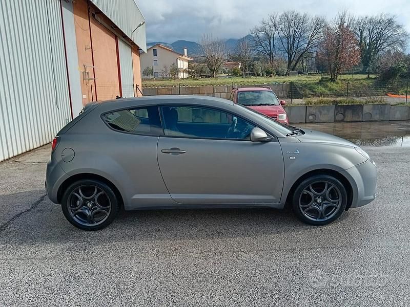 Usata Alfa Romeo MiTo Quadrifoglio Verde 78 CV (57 kW) 2016 Grigio Utilitaria