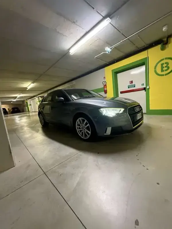 Usata Audi A3 Ambition 110 CV (80 kW) 2016 Berlina