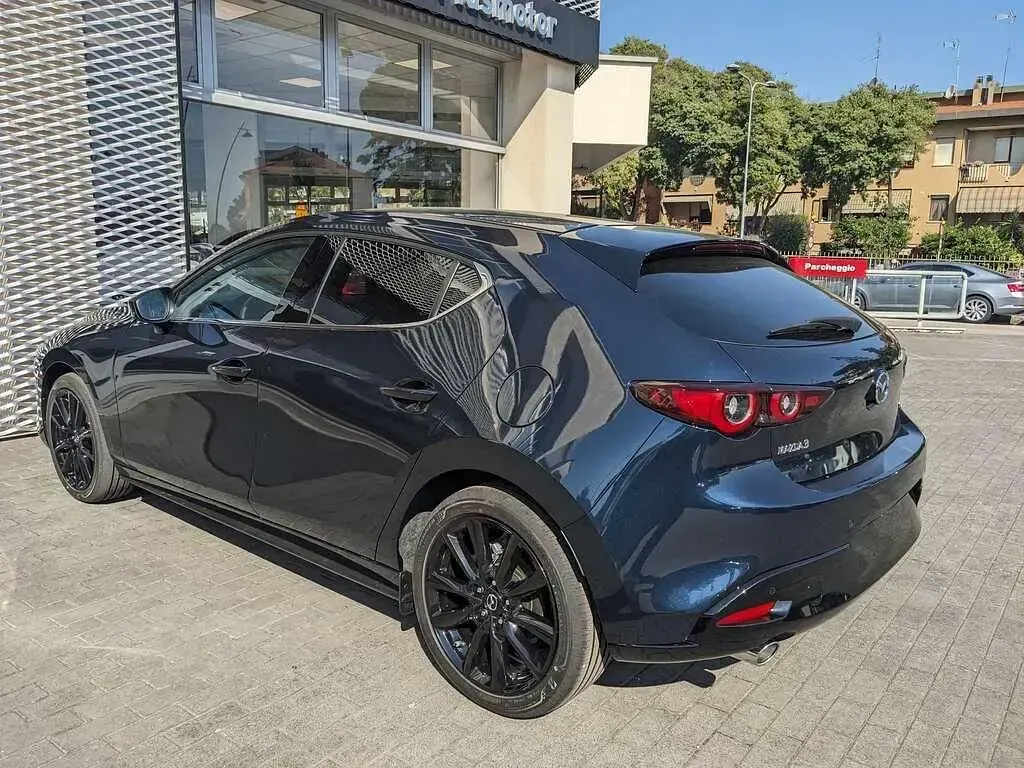 Nuova Mazda 3 140 CV (102 kW) 2026 Deep crystal blue Berlina