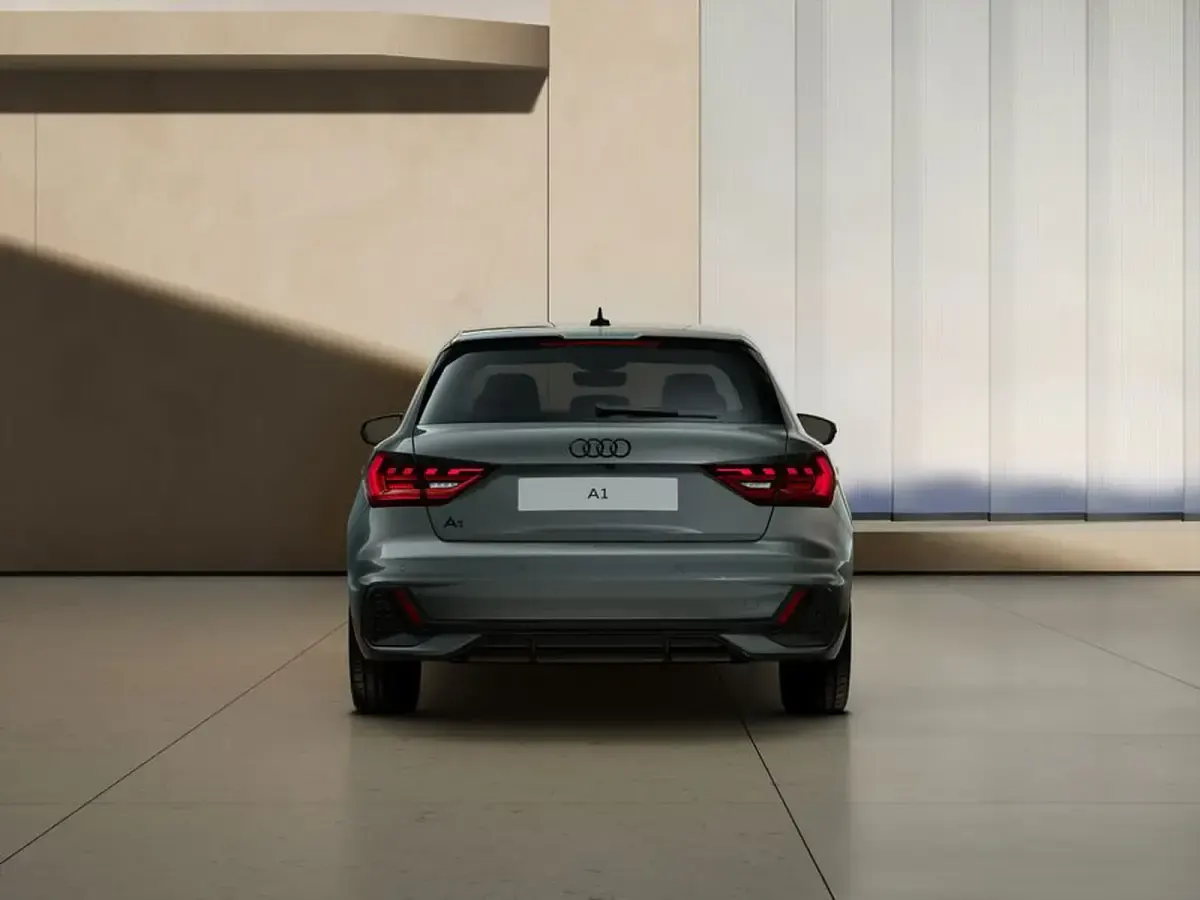 Nuova Audi A1 Sportback S-Line 2026 Grigio chronos metallizzato Utilitaria