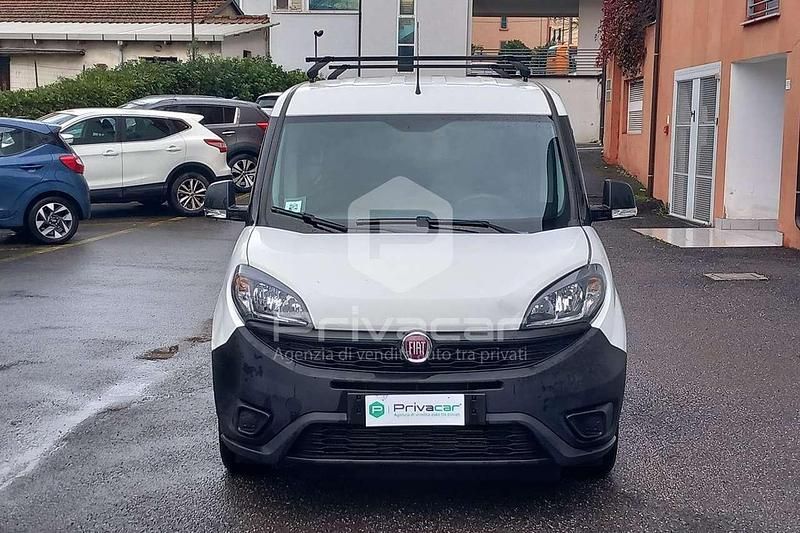 Usata Fiat Doblò Easy 105 CV (77 kW) 2021 Bianco Monovolume