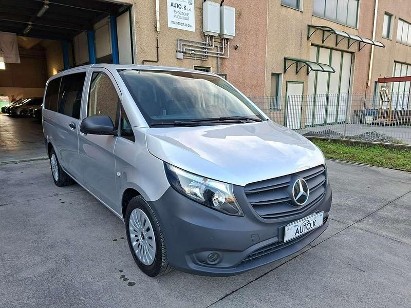 Usata Mercedes Vito 190 CV (139 kW) 2021 Grigio Furgone