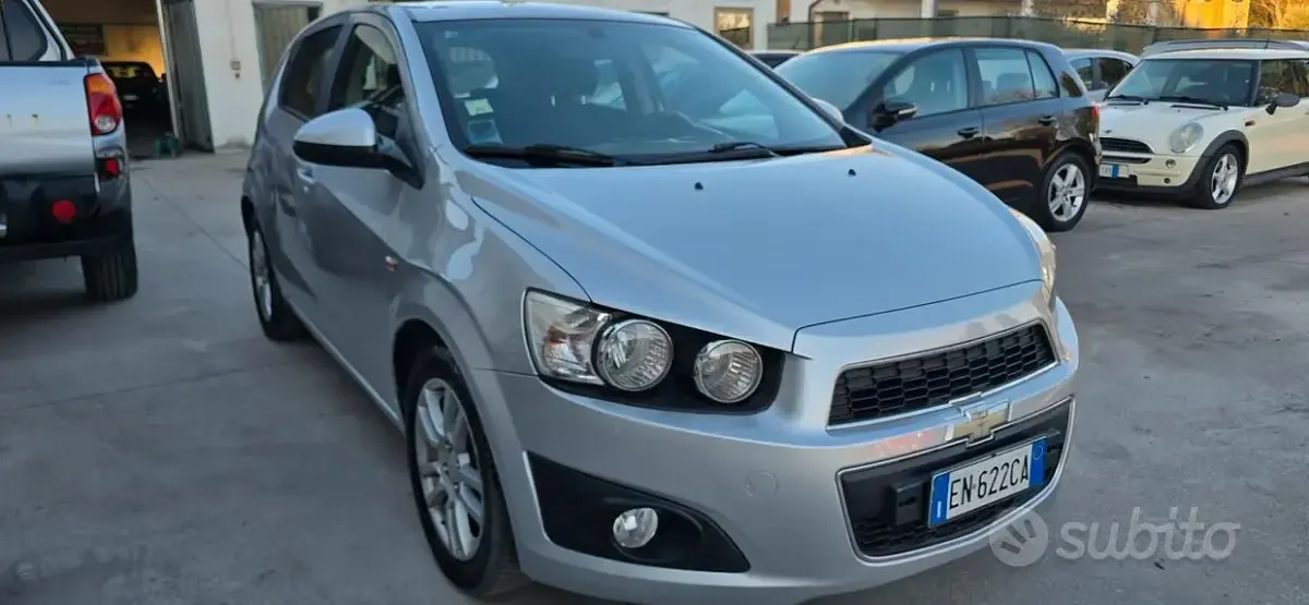 Usata Chevrolet Aveo LT 86 CV (63 kW) 2013 Grigio Berlina
