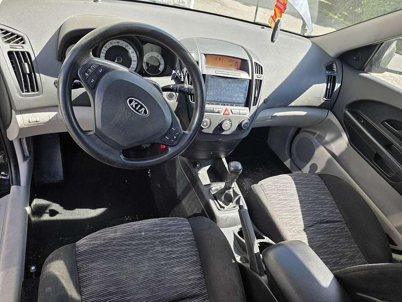 Usata Kia Ceed EX 109 CV (80 kW) 2007 Utilitaria