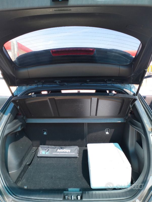 Usata Hyundai Kona 120 CV (88 kW) 2020 Grigio SUV