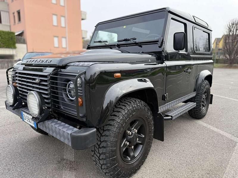 Usata Land Rover Defender 122 CV (89 kW) 2011 Nero SUV