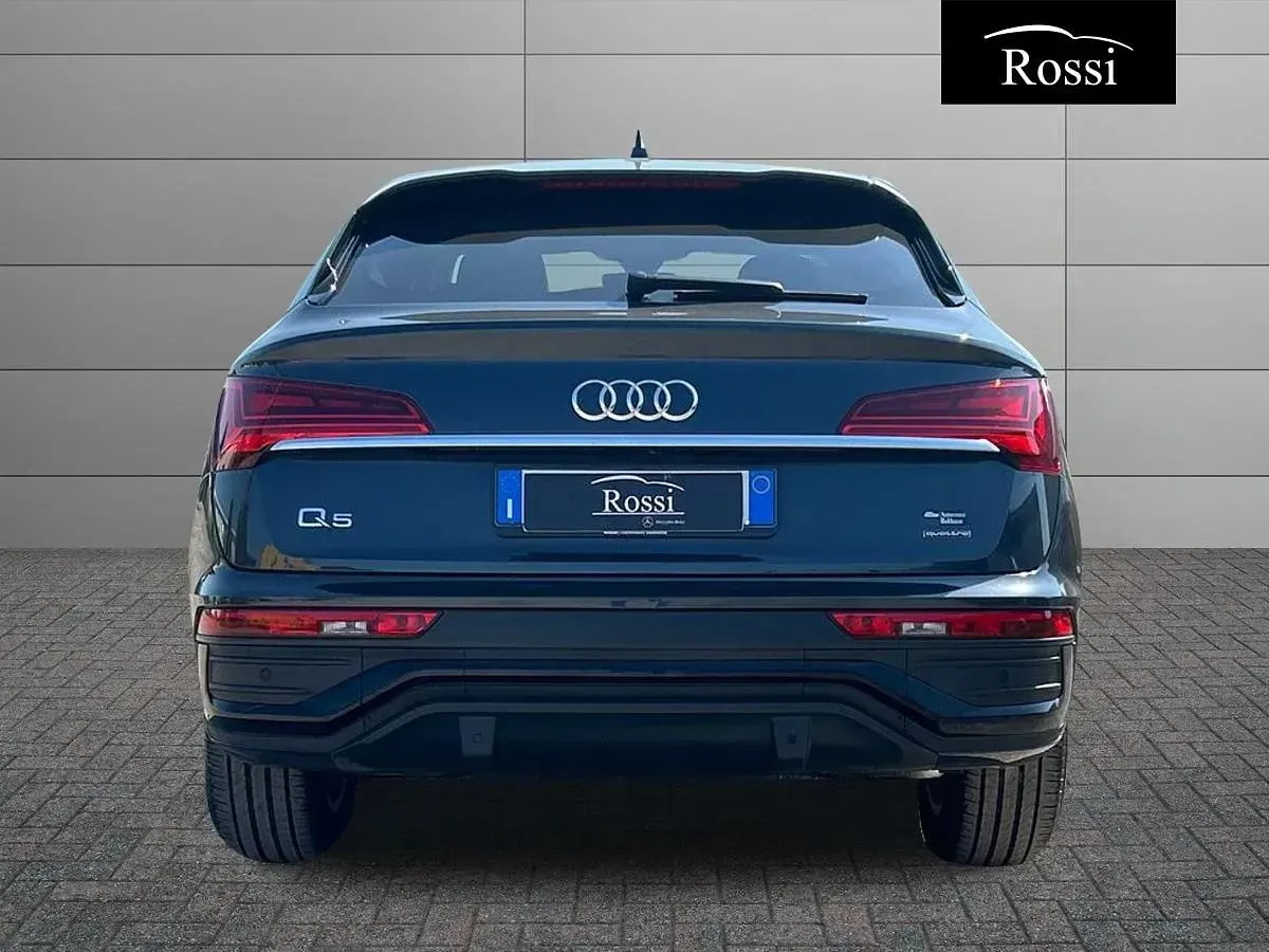 Usata Audi Q5 Sportback Advanced 204 CV (150 kW) 2024 Grigio scuro metallizzato SUV