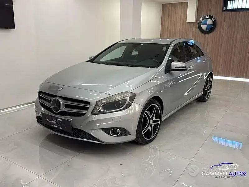 Usata Mercedes A180 108 CV (79 kW) 2013 Grigio Berlina