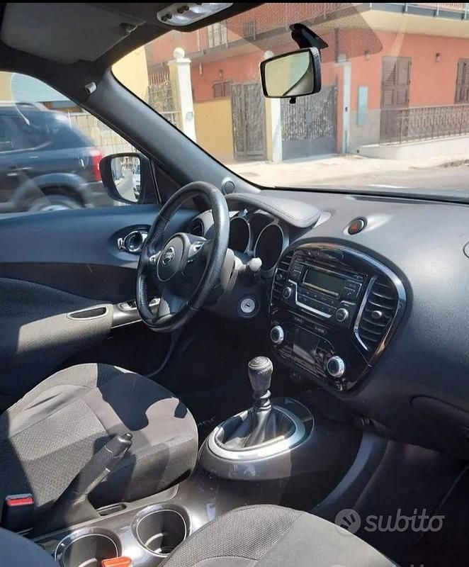 Usata Nissan Juke 110 CV (80 kW) 2015 Grigio SUV