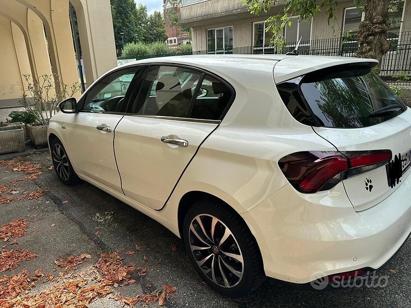 Usata Fiat Tipo 120 CV (88 kW) 2018 Bianco Berlina