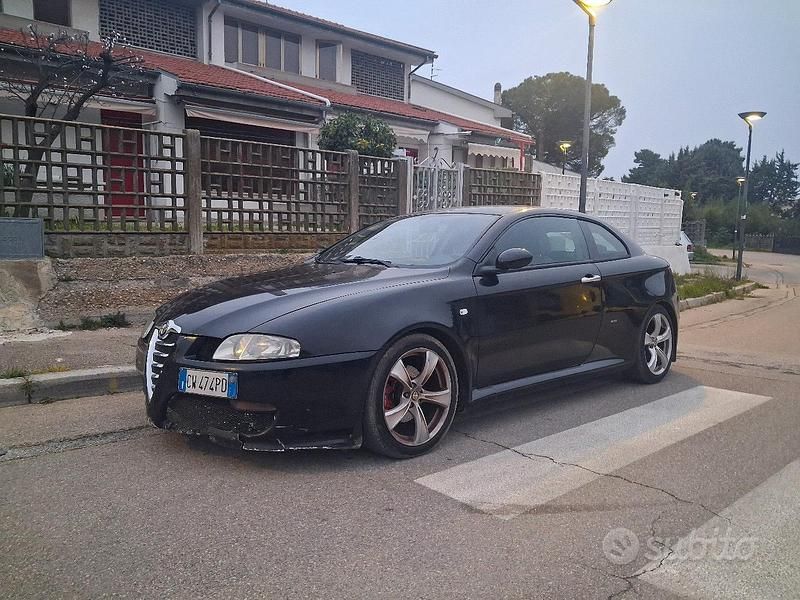 Usata Alfa Romeo GT 150 CV (110 kW) 2005 Nero Coupé