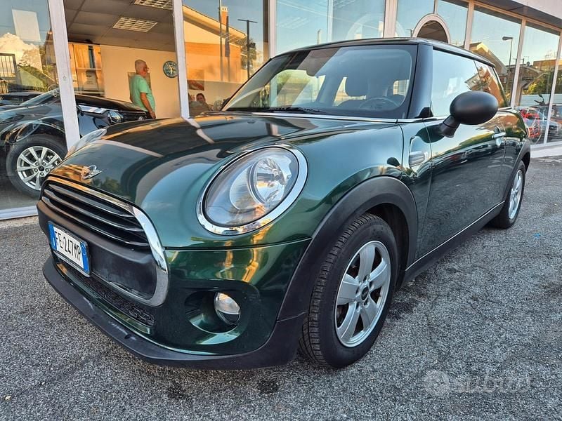 Usata Mini ONE 102 CV (75 kW) 2016 Grigio Utilitaria