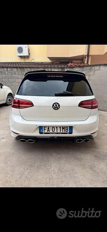 Usata VW Golf VII R-line 115 CV (84 kW) 2015 Bianco Berlina