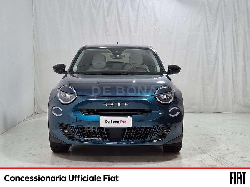 Usata Fiat 600 La Prima 110 CV (80 kW) 2024 Verde SUV