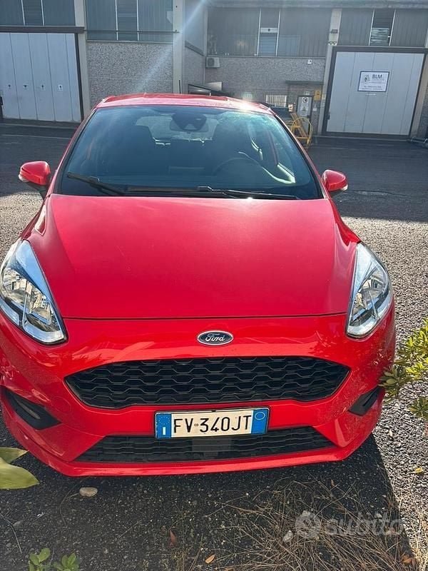 Usata Ford Fiesta ST-Line 85 CV (62 kW) 2019 Rosso Utilitaria