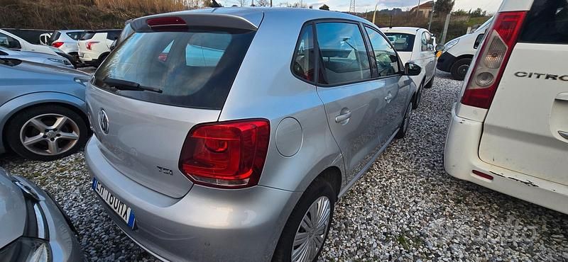 Usata VW Polo Comfortline 104 CV (76 kW) 2011 Grigio Berlina