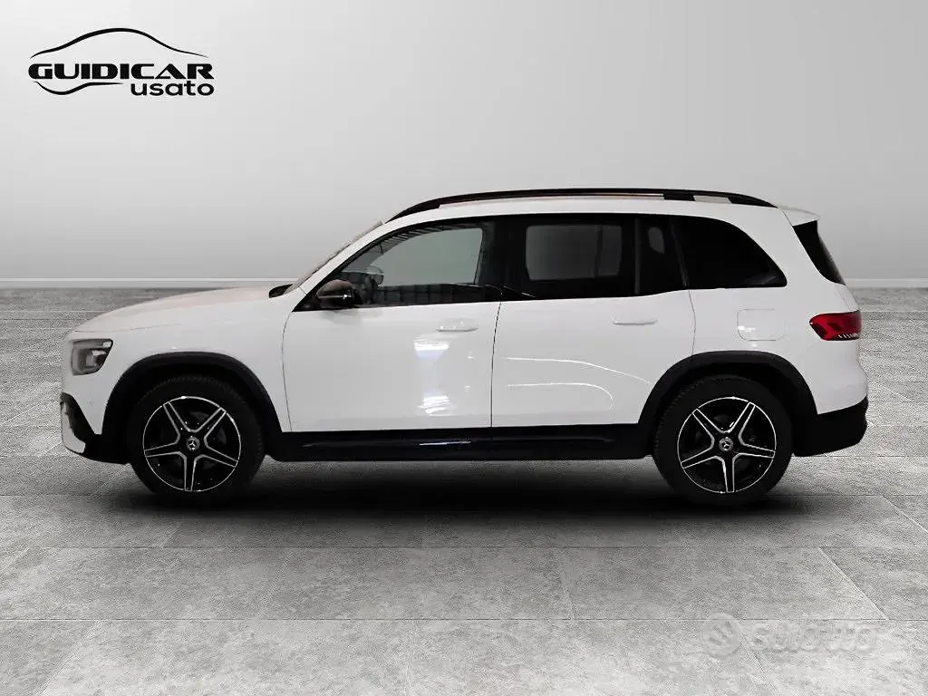 Usata Mercedes GLB200 Premium 150 CV (110 kW) 2023 Bianco SUV