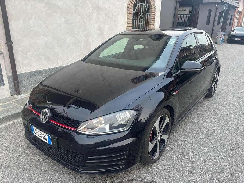 Nero Usata 2013 VW Golf VII GTI Tre volumi | 12.900 € (Ottimo prezzo) - Immagine 1/4