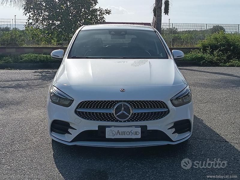 Usata Mercedes B200 Premium 2019 Bianco Monovolume