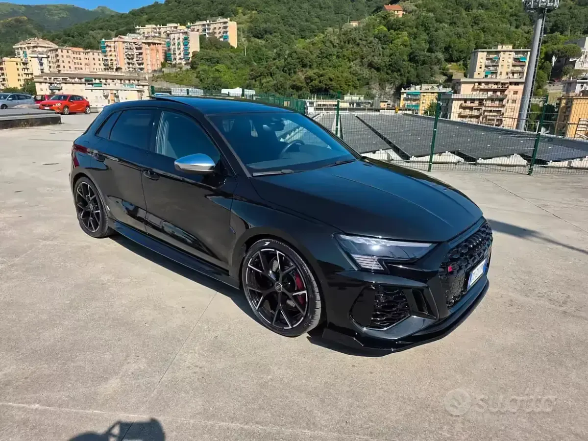 Usata Audi RS3 400 CV (294 kW) 2024 Nero Berlina
