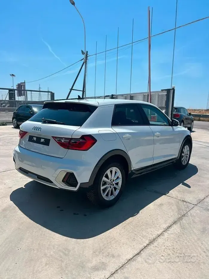 Usata Audi A1 Business 116 CV (85 kW) 2025 Bianco SUV