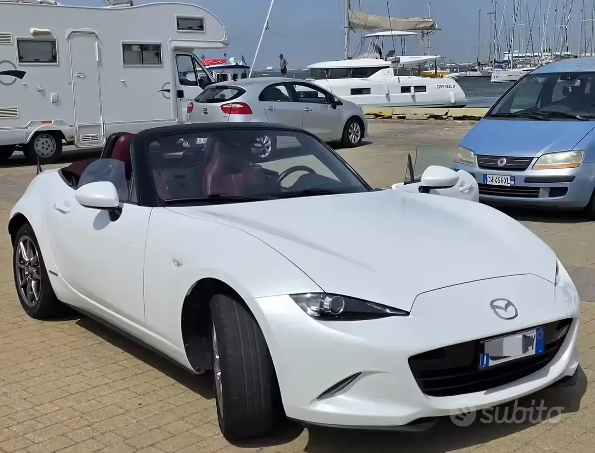 Usata Mazda MX5 132 CV (97 kW) 2021 Bianco Cabrio