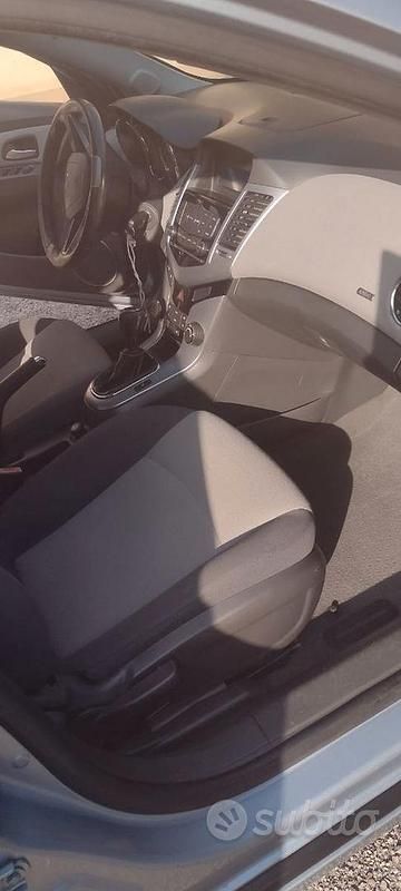 Usata Chevrolet Cruze LT 150 CV (110 kW) 2010 Grigio Berlina