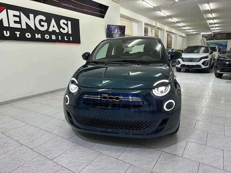 Nuova Fiat 500 65 CV (47 kW) 2026 Verde Berlina