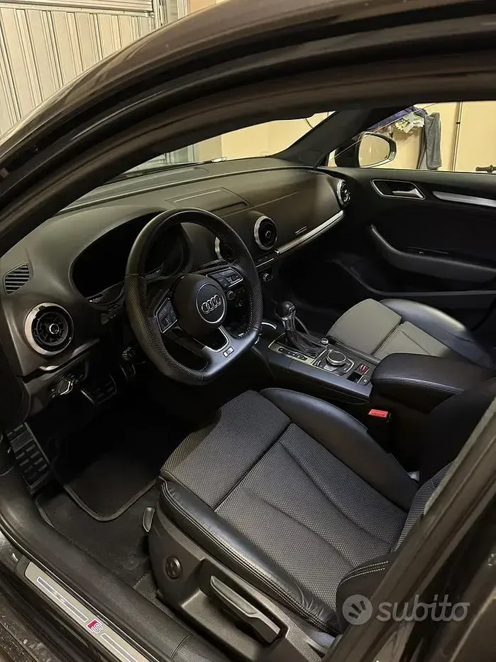 Usata Audi A3 S-Line 184 CV (135 kW) 2019 Grigio Berlina