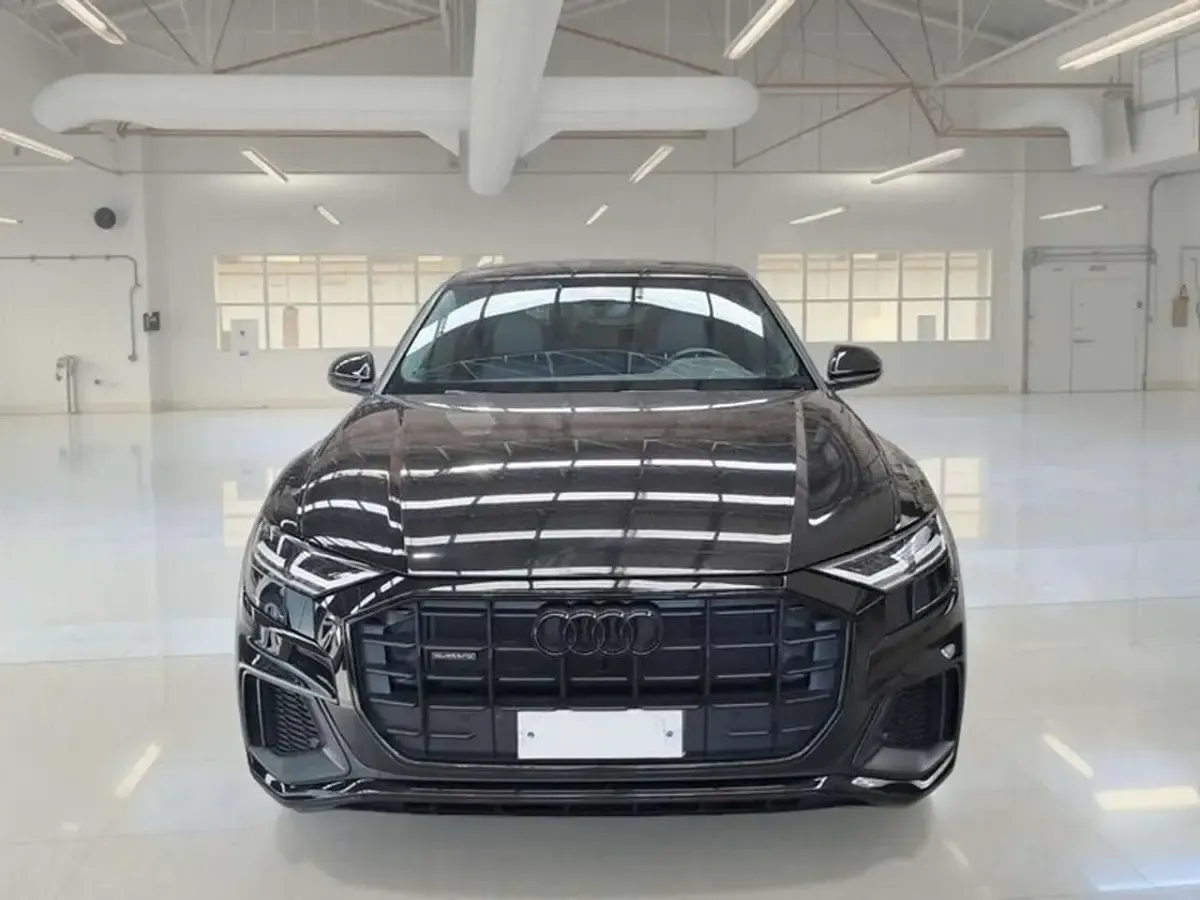 Usata Audi Q8 Sport 231 CV (169 kW) 2022 Nero SUV