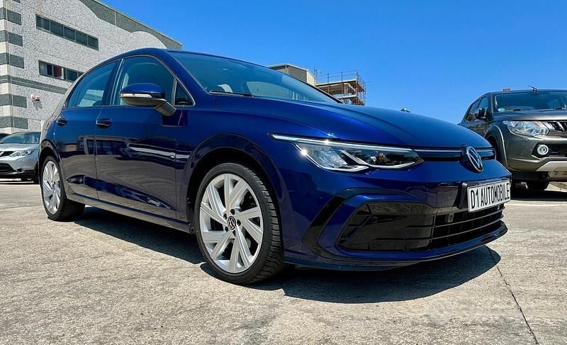 Usata VW Golf VII Style 150 CV (110 kW) 2021 Blu Utilitaria