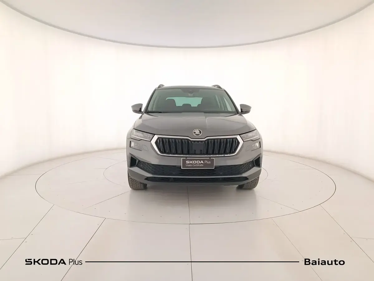 Usata Skoda Karoq Executive 150 CV (110 kW) 2025 Grigio SUV