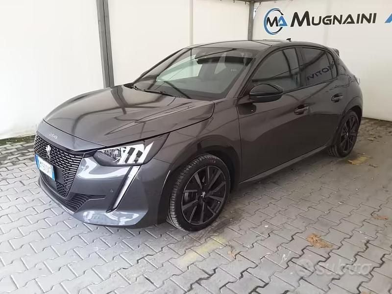 Usata Peugeot 208 GT 131 CV (96 kW) 2023 Grigio Utilitaria