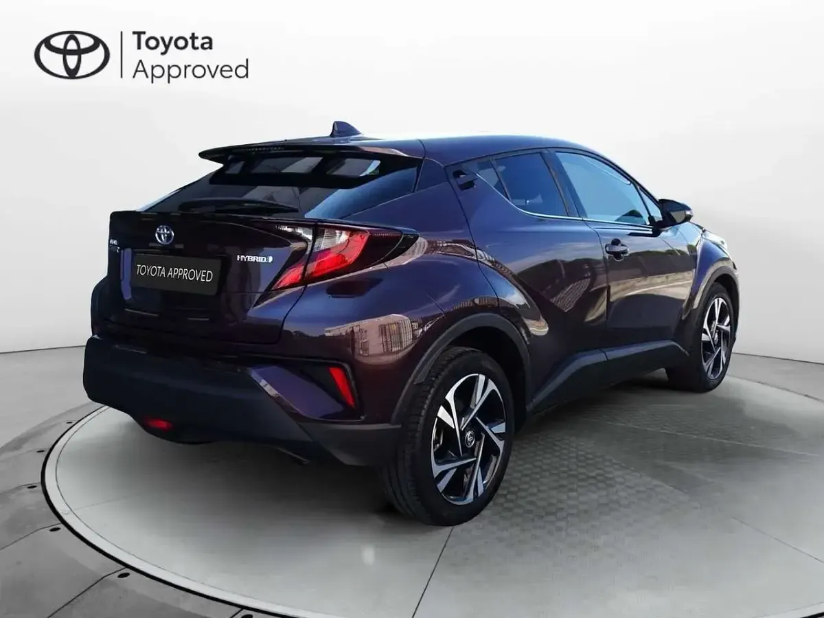 Usata Toyota C-HR Trend 122 CV (89 kW) 2022 Lilla SUV