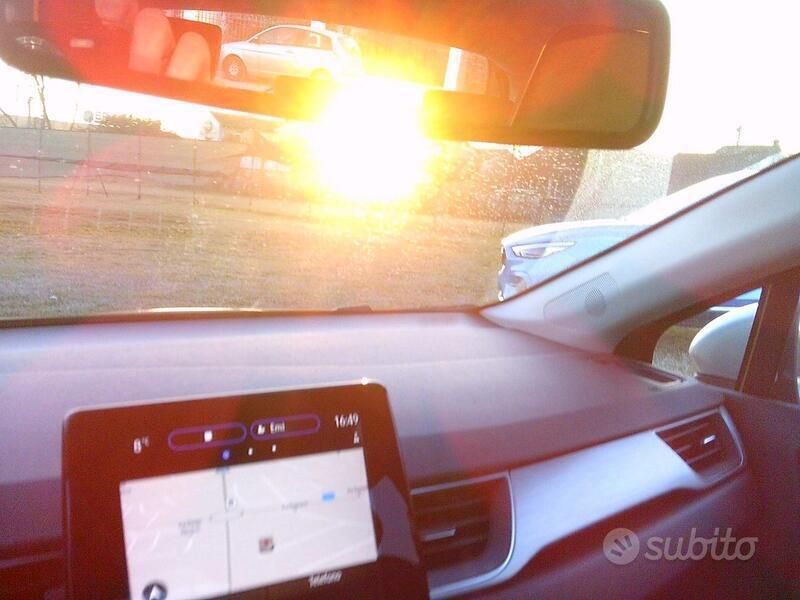 Marrone Usata 2021 Renault Captur SUV | 18.500 € (Buon prezzo) - Immagine 1/4