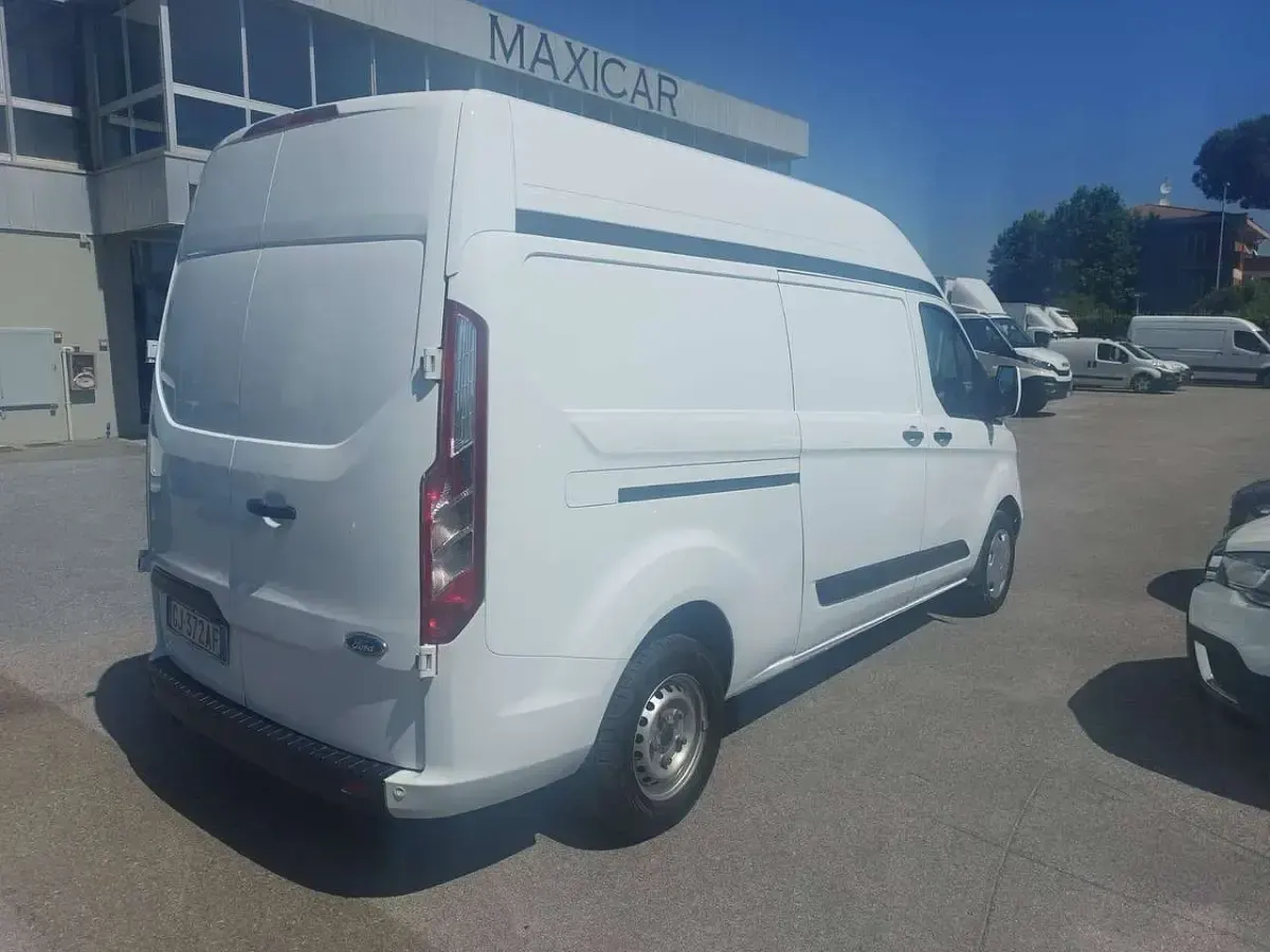 Usata Ford Transit Custom Trend 170 CV (125 kW) 2022 Bianco Furgone