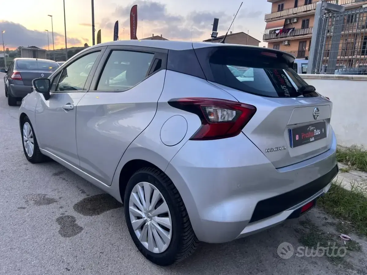 Usata Nissan Micra Acenta 90 CV (66 kW) 2019 Grigio Utilitaria