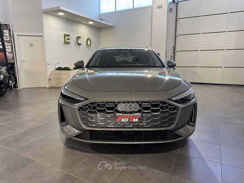 Nuova Audi A5 Business 204 CV (150 kW) 2025 Grigio Station wagon