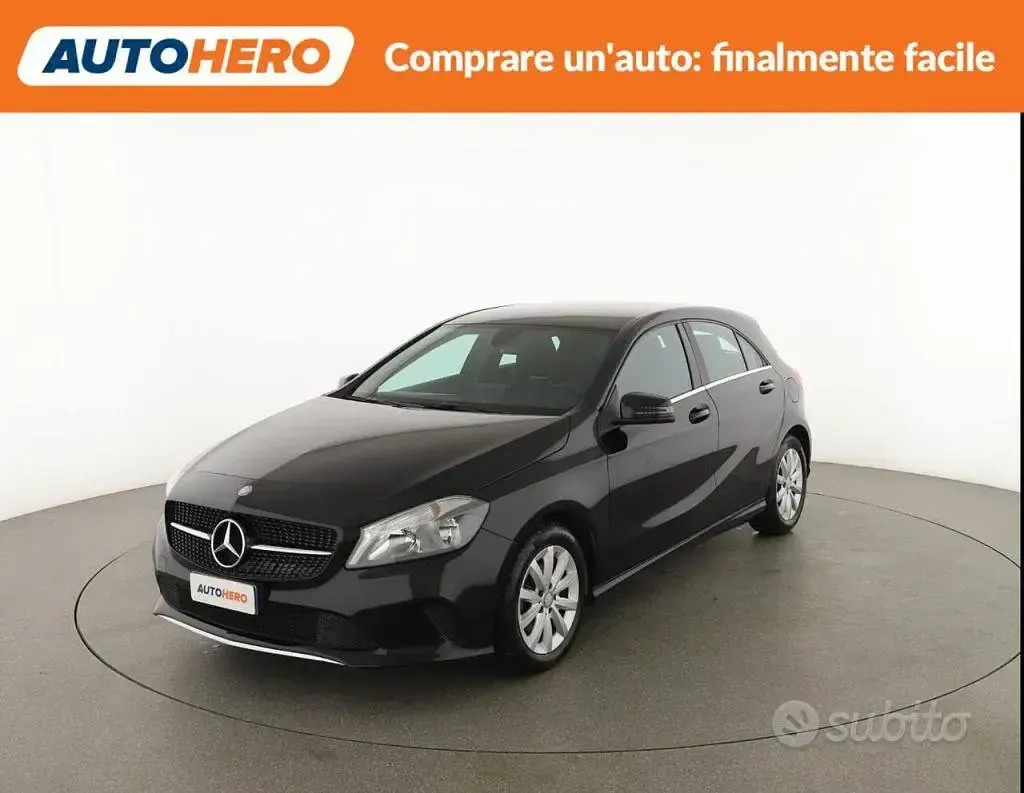 Usado Mercedes A160 Business 90 CV (66 kW) 2017 Berlina