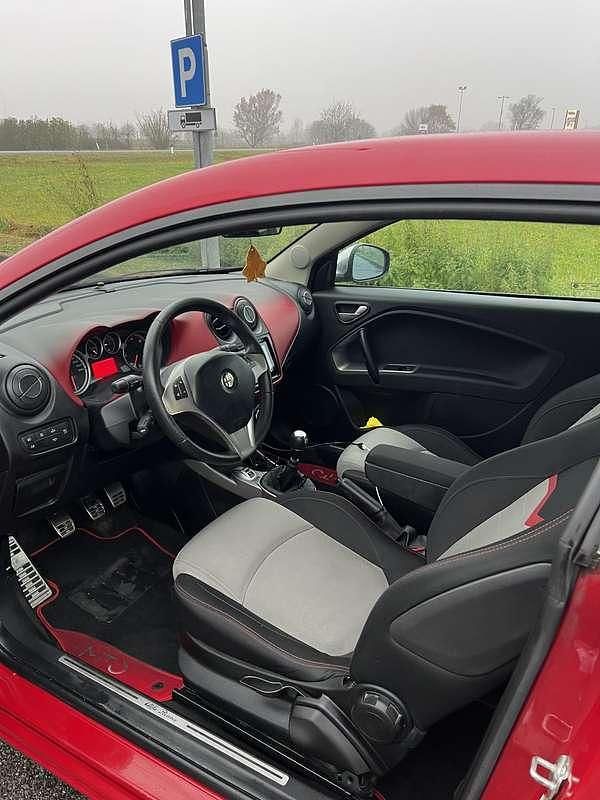 Usata Alfa Romeo MiTo Distinctive 84 CV (61 kW) 2013 Utilitaria