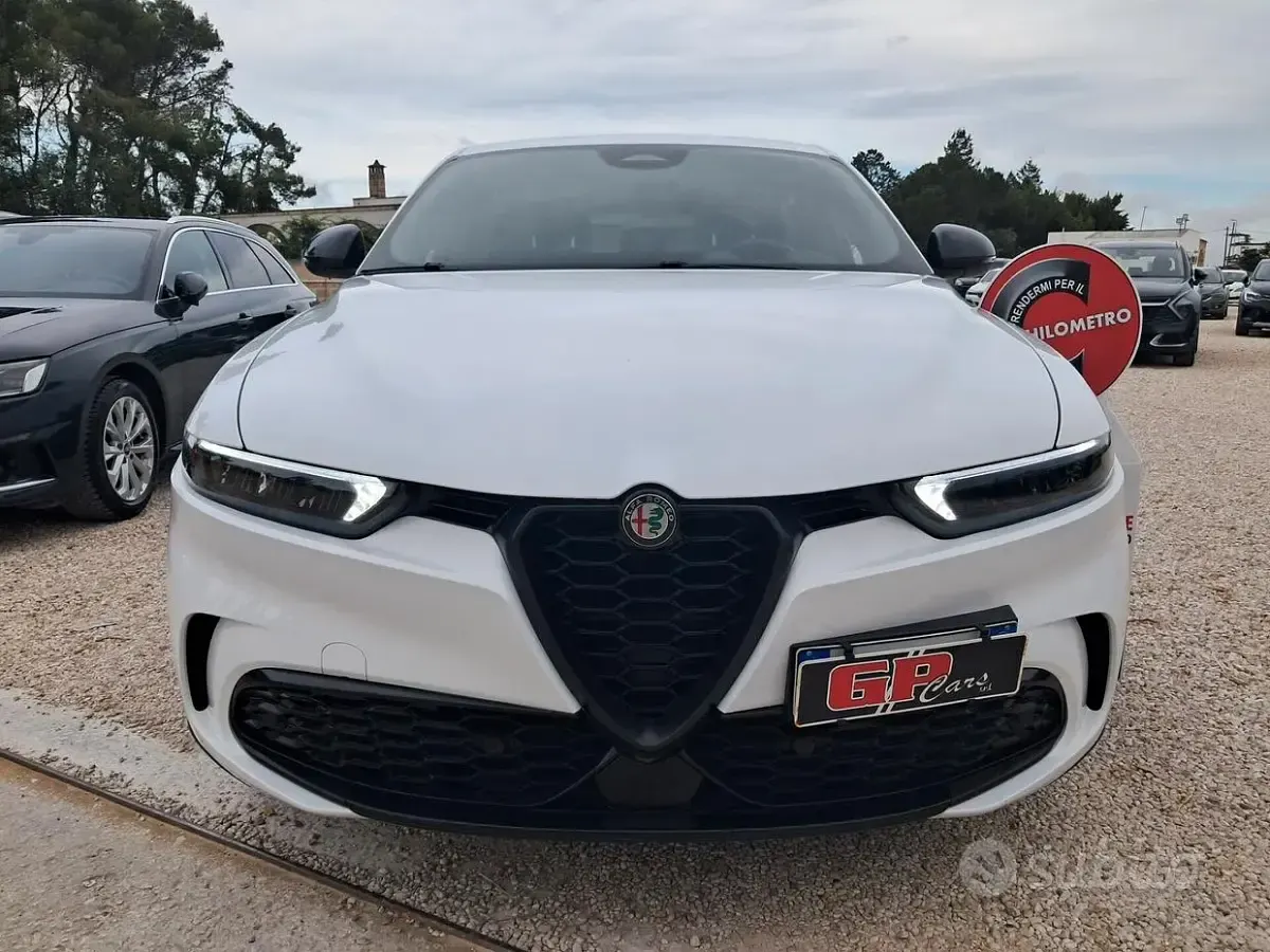 Usata Alfa Romeo Tonale Sprint 131 CV (96 kW) 2023 Bianco SUV