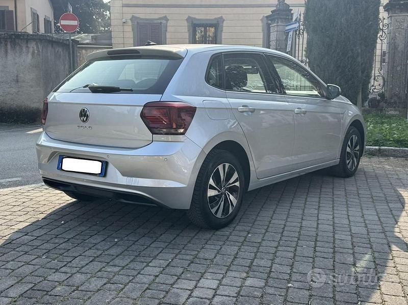 Usata VW Polo Comfortline 80 CV (58 kW) 2020 Grigio Utilitaria