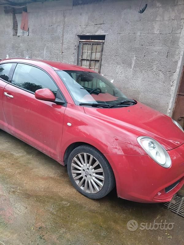 Usata Alfa Romeo MiTo 78 CV (57 kW) 2010 Rosso Utilitaria