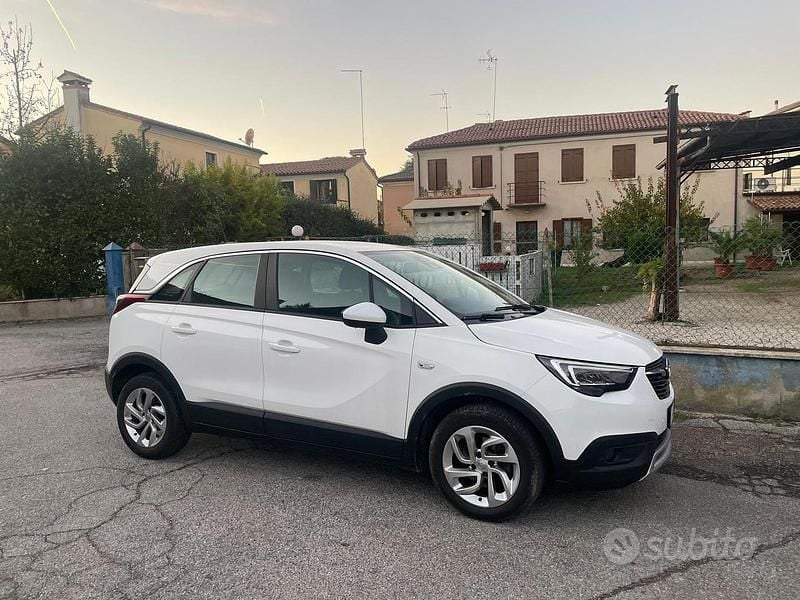 Usata Opel Crossland X Innovation 120 CV (88 kW) 2019 Bianco SUV