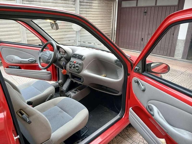 Usata Fiat Seicento 54 CV (39 kW) 2004 Rosso Utilitaria